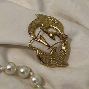 10k gold dolphin swing hing hoops